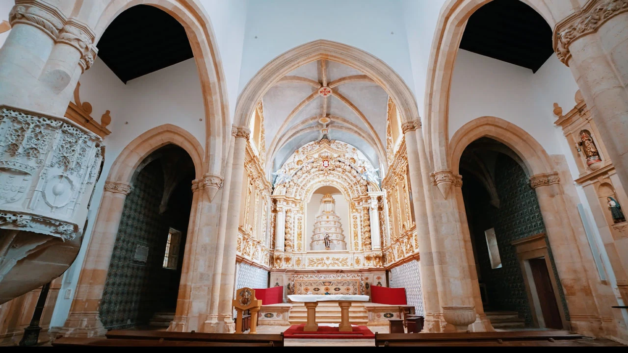Tomar Restauração Igreja